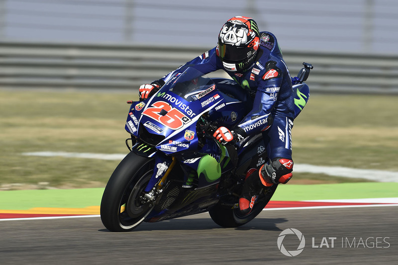 Apenas 0s5 à frente de Rossi no resultado final, Maverick Viñales viveu dia difícil em Aragón. O pole não teve ritmo para lutar pela vitória e teve que se contentar com o 4º. Agora, ele está a 28 pontos de Márquez no mundial.