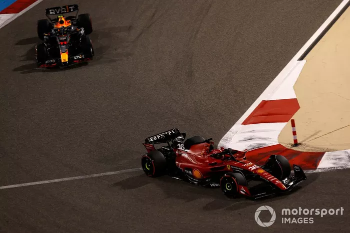 Charles Leclerc, Ferrari SF-23, Sergio Pérez, Red Bull Racing RB19