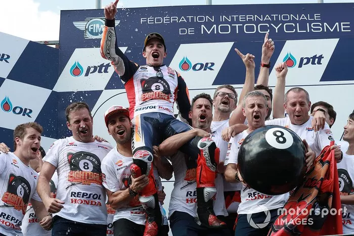 Podio: il vincitore della gara Marc Marquez, Repsol Honda Team