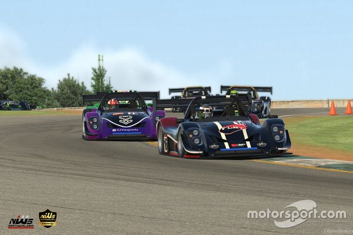 Imagen de la cita en Road Atlanta de la Liga Nacional de Escuderías