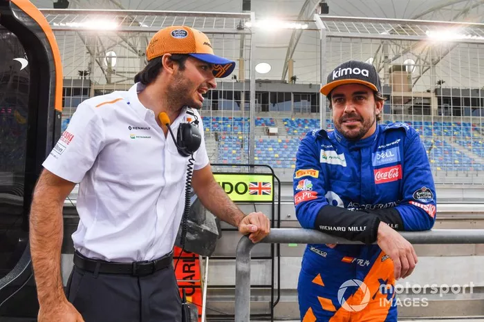 Fernando Alonso, McLaren e Carlos Sainz Jr., McLaren