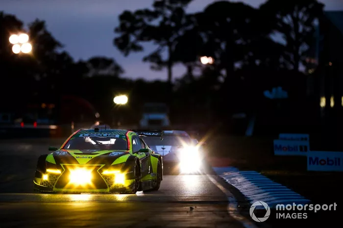 #14 VasserSullivan Lexus RC F GT3, GTD: Jack Hawksworth, Aaron Telitz, Kyle Kirkwood