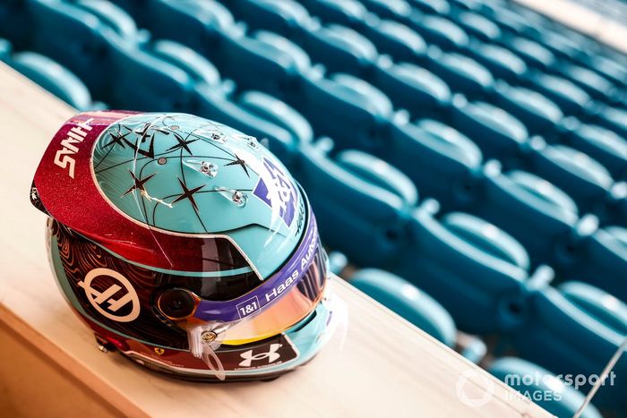 Casco de Mick Schumacher, Haas F1 Team