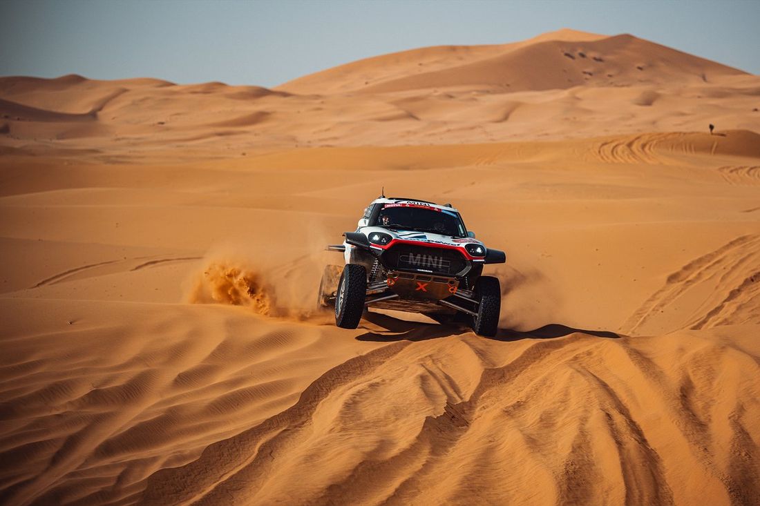 #217 X-raid Mini JCW Team Mini John Cooper Works Rally Plus: Krzysztof Hołowczyc, Łukasz Kurzeja