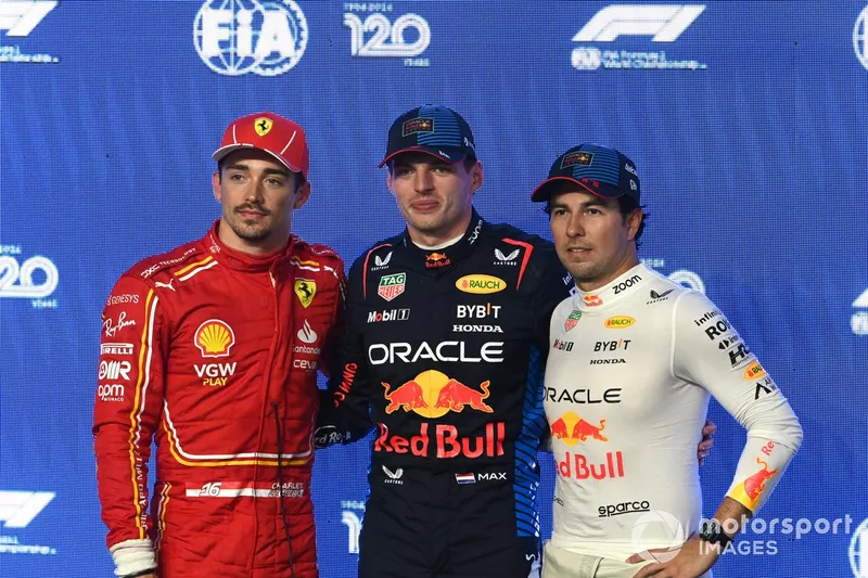 Les trois premiers qualifiés Charles Leclerc, Scuderia Ferrari, Max Verstappen, Red Bull Racing, Sergio Perez, Red Bull Racing.