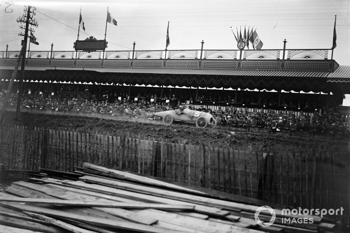 Ernest Friderich, Bugatti 30