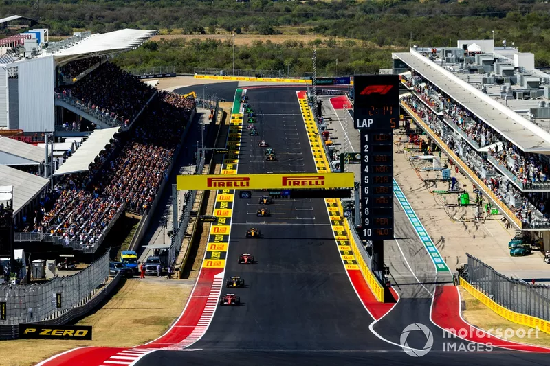 Charles Leclerc, Ferrari SF-24, Max Verstappen, Red Bull Racing RB20, Carlos Sainz, Ferrari SF-24, Lando Norris, McLaren MCL38, the rest of the field