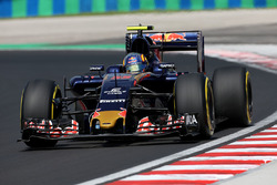 Carlos Sainz, Scuderia Toro Rosso