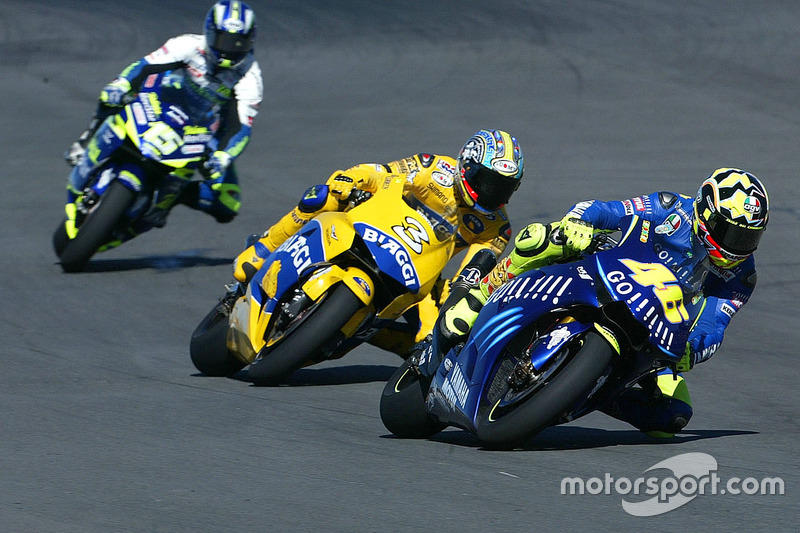 motogp-south-african-gp-2004-valentino-r