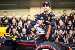Daniel Ricciardo, Red Bull Racing at the Red Bull Racing team photo