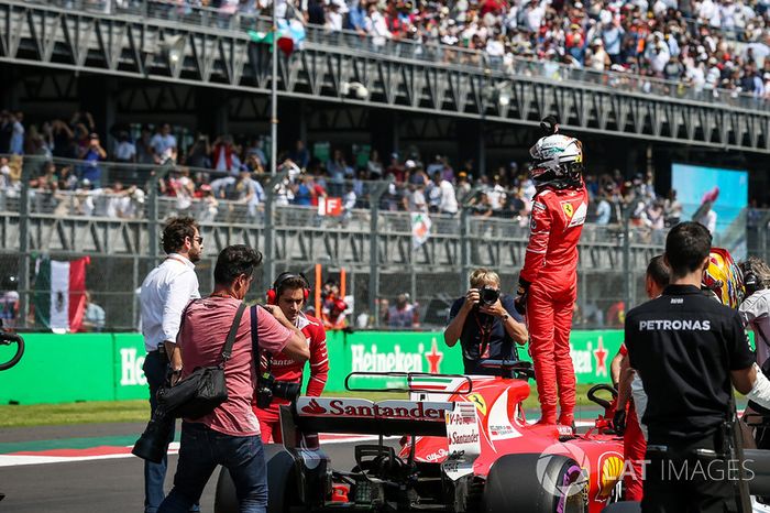 Pole, Sebastian Vettel, Ferrari SF70H celebra en parc ferme