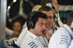 Toto Wolff, Mercedes AMG F1 Director of Motorsport and Andy Cowell, Managing Director, Mercedes AMG High Performance Powertrains