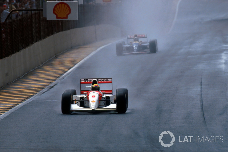 Ayrton Senna, McLaren MP4/8 lidera el segundo lugar finalizado Damon Hill, Williams FW15C