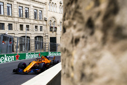 Stoffel Vandoorne, McLaren MCL33 Renault