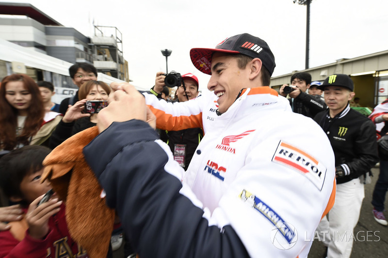 Marc Marquez, Repsol Honda Team with fans