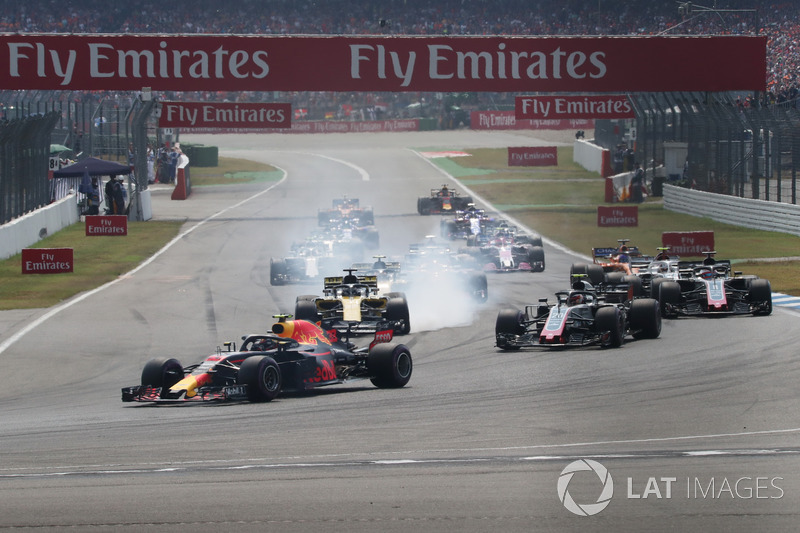 Max Verstappen, Red Bull Racing RB14 au premier tour