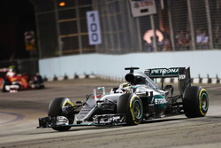 Льюіс Хемілтон, Mercedes AMG F1 W07 Hybrid