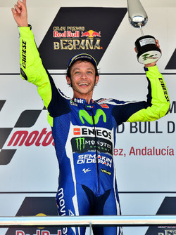 Podium: Sieger Valentino Rossi, Yamaha Factory Racing