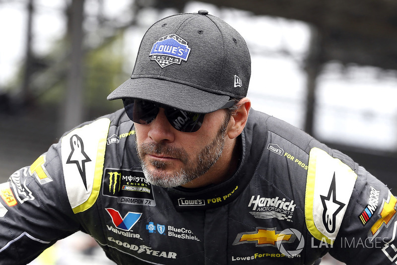 Jimmie Johnson, Hendrick Motorsports, Chevrolet Camaro Lowe's for Pros