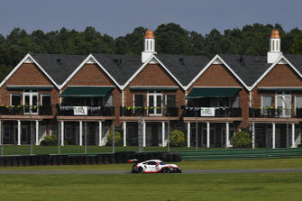 #911 Porsche Team North America Porsche 911 RSR, GTLM - Patrick Pilet, Nick Tandy
