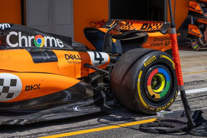 McLaren MCL39 technical detail