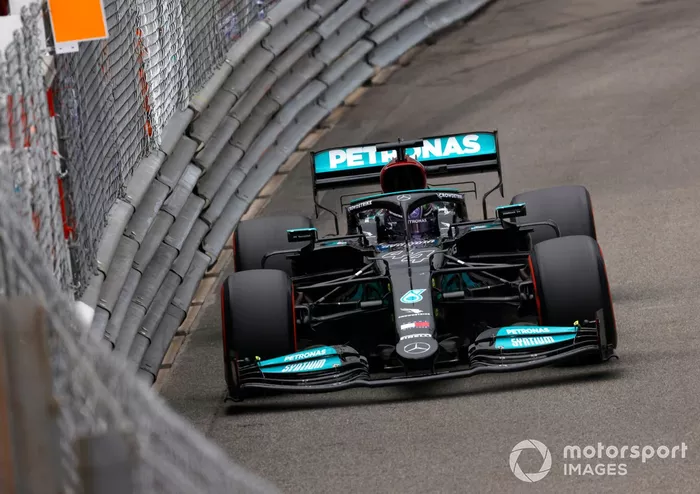 Lewis Hamilton, Mercedes W12