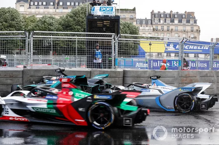 Alex Lynn, Panasonic Jaguar Racing, Jaguar I-Type 3, choca en la barrera Edoardo Mortara Venturi Formula E, Venturi VFE05,  Daniel Abt, Audi Sport ABT Schaeffler, Audi e-tron FE05