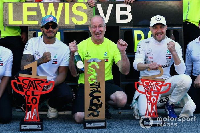 En Barcelona aumentaron su racha y, con Hamilton ganando y Bottas siendo segundo, aumentan su récord.