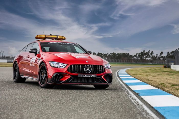 Mercedes‑AMG GT 63 S 4MATIC+ F1, coche médico
