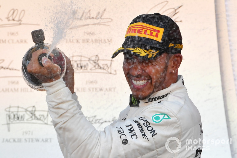 Vainqueur : Lewis Hamilton (Mercedes)