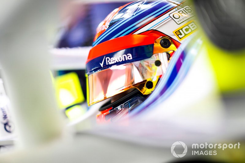 Robert Kubica, Williams Martini Racing, in cockpit