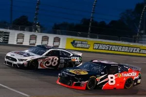 Daniel Hemric, Richard Childress Racing, Chevrolet Camaro Bass Pro Shops / Tracker Boats David Ragan, Front Row Motorsports, Ford Mustang MDS Transport