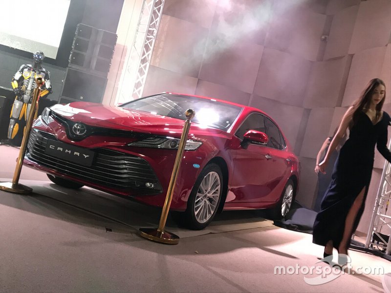 Toyota Camry - Автомобіль Року в Україні 2019