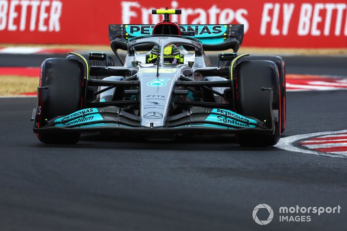 Lewis Hamilton, Mercedes W13