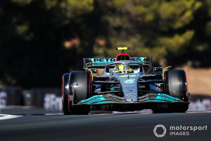 Lewis Hamilton, Mercedes W13