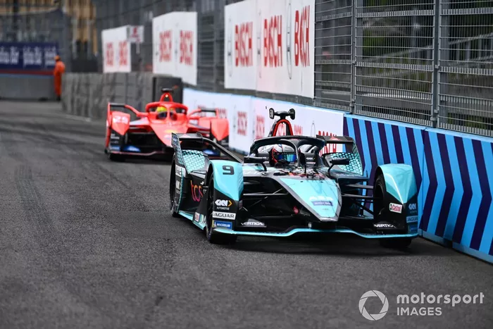 Mitch Evans, Jaguar Racing, Jaguar I-TYPE 5, Alexander Sims, Mahindra Racing, Mahindra M7Electro