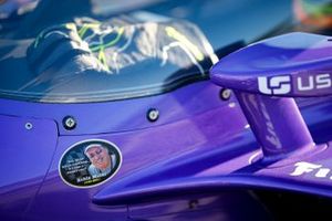 Romain Grosjean, Dale Coyne Racing with RWR Honda, Robin Miller memorial sticker 