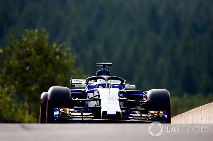 Marcus Ericsson, Sauber C36, con el halo