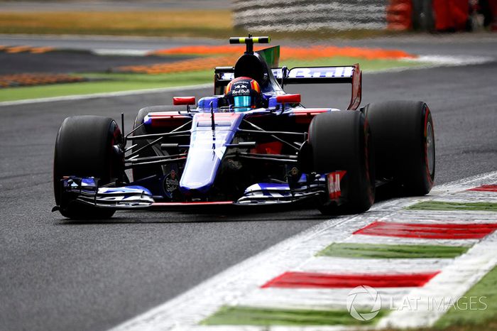 Carlos Sainz Jr., Scuderia Toro Rosso STR12