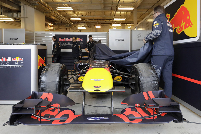 Red Bull Racing vond een tijdelijke pitbox