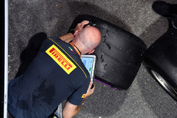 Pirelli engineer and Pirelli tyres