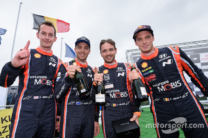 Winners Thierry Neuville, Nicolas Gilsoul, Hyundai Motorsport, second place Hayden Paddon, Sebastian
