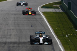 Lewis Hamilton, Mercedes AMG F1 W08, Max Verstappen, Red Bull Racing RB13, Valtteri Bottas, Mercedes