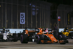 Стоффель Вандорн, McLaren MCL32, Ленс Стролл, Williams FW40
