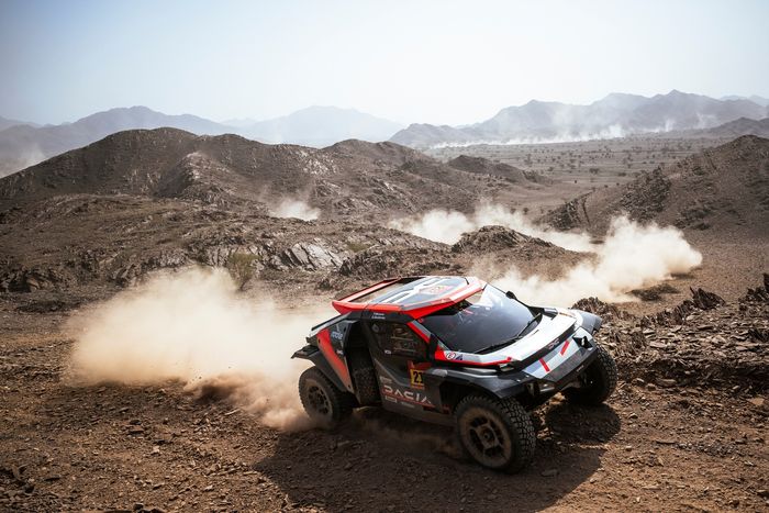 #212 The Dacia Sandriders Dacia: Cristina Gutierrez, Pablo Moreno Huete