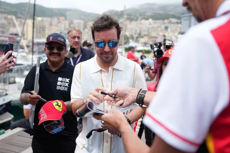 Fernando Alonso, Aston Martin Racing