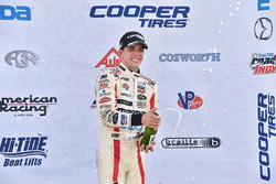 Carrera ganador Santiago Urrutia, Schmidt Peterson Motorsports
