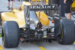 Renault Sport F1 Team RS16, trasero