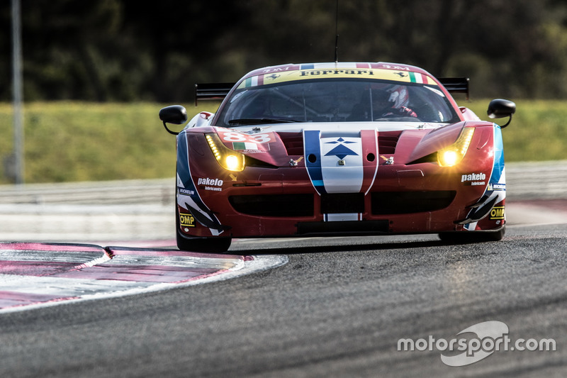 #83 AF Corse Ferrari 458 Italia: Francois Perrodo, Emmanuel Collard, Rui Aguas