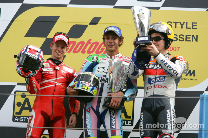 Podyum: 2. Cases Stoner, Ducati; 1. Valentino Rossi, Yamaha; 3. Nicky Hayden, Honda